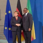 Chancellor Angela Merkel (l) welcomes Prime Minister HaileMariam Desalegn/Photo: Musah